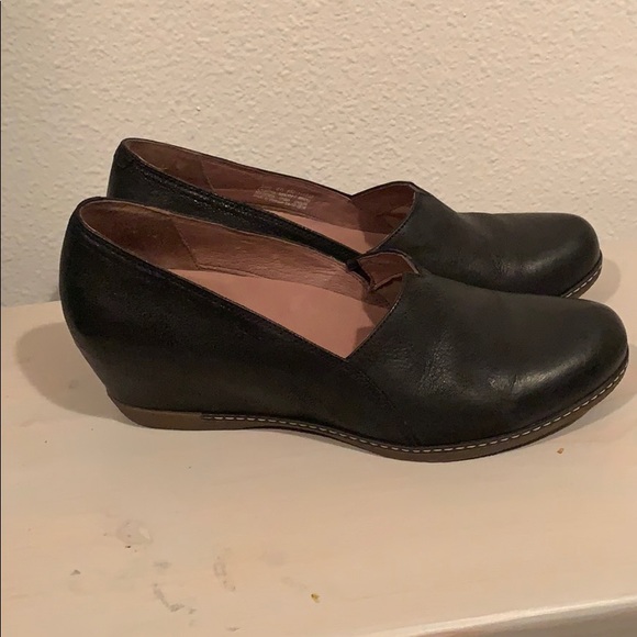 dansko liliana wedge